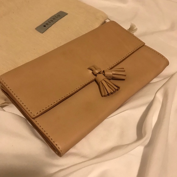 Nisolo Handbags - Nisolo Leather Clutch